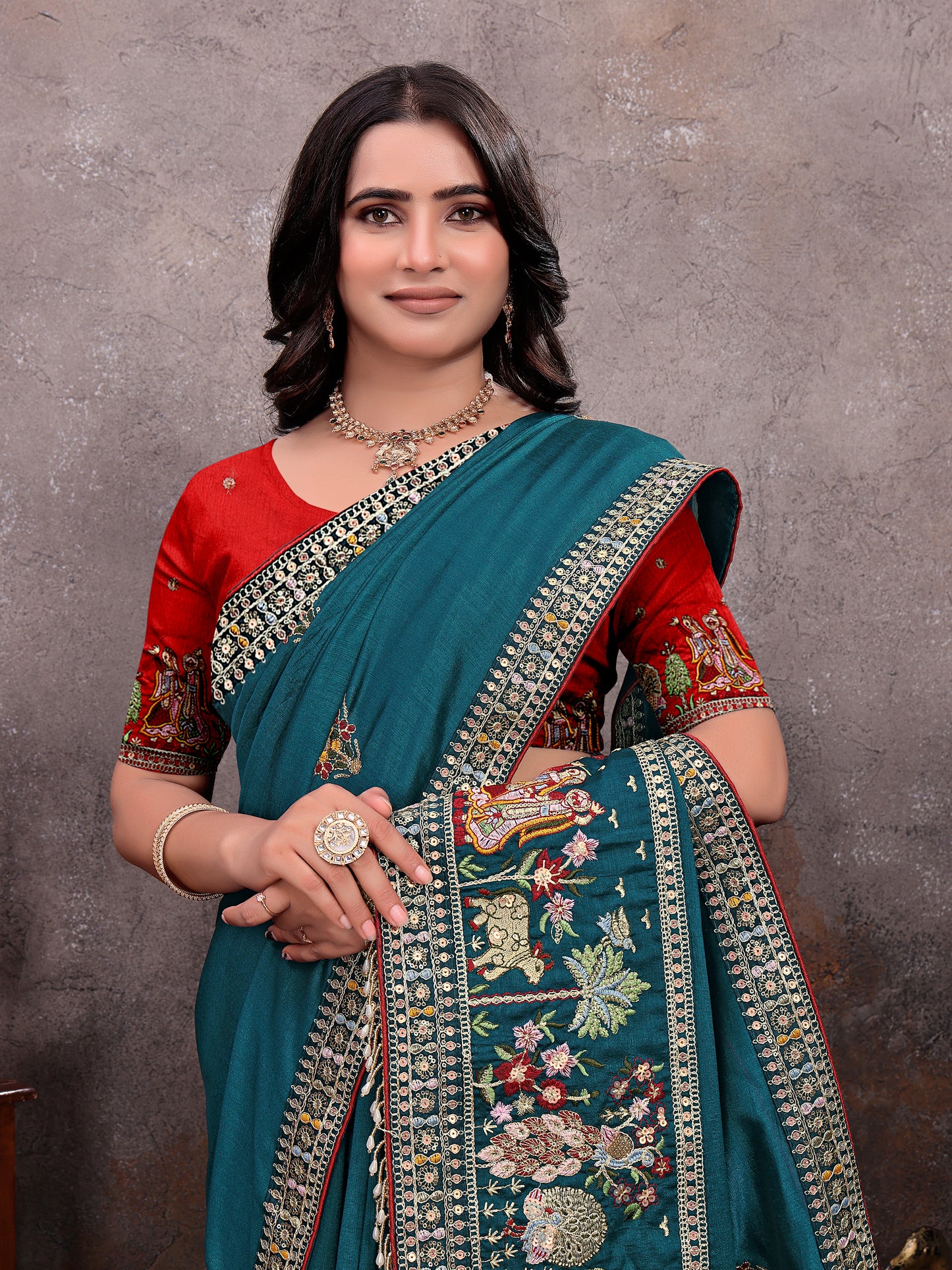 Teal Diamond Motif Vichitra Blooming Saree