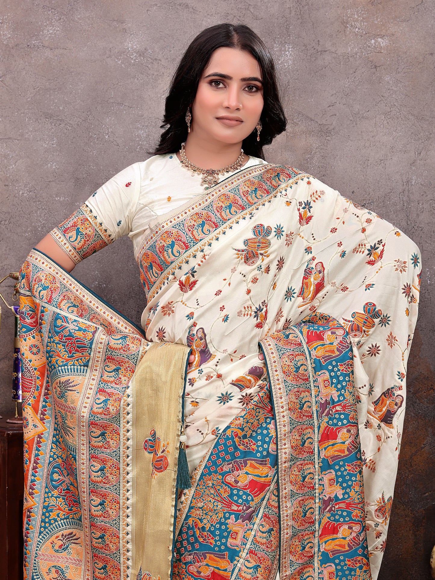 Cream Teal Heritage Pashmina Saree