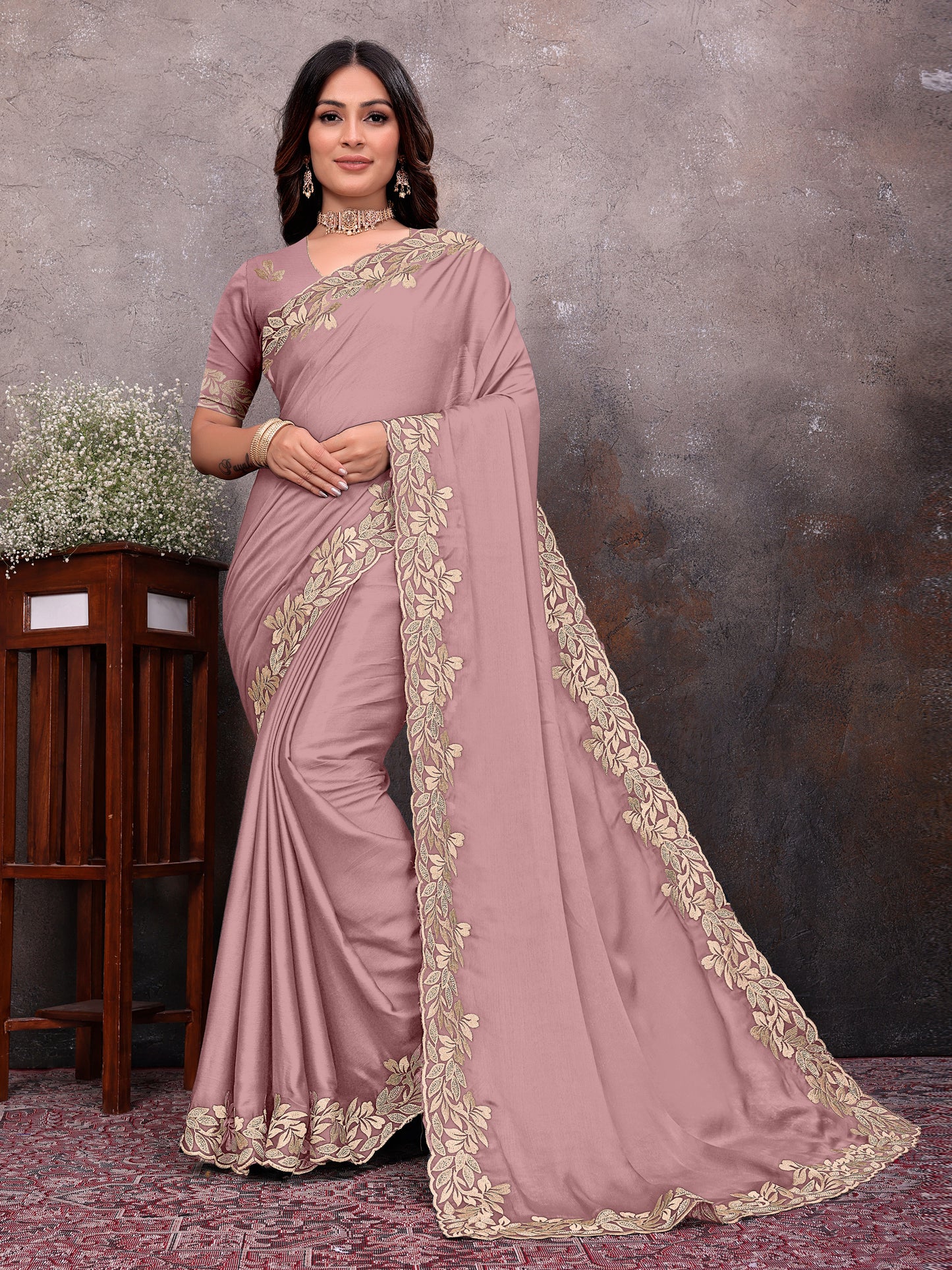 Mauve Gold Leaf Border Saree