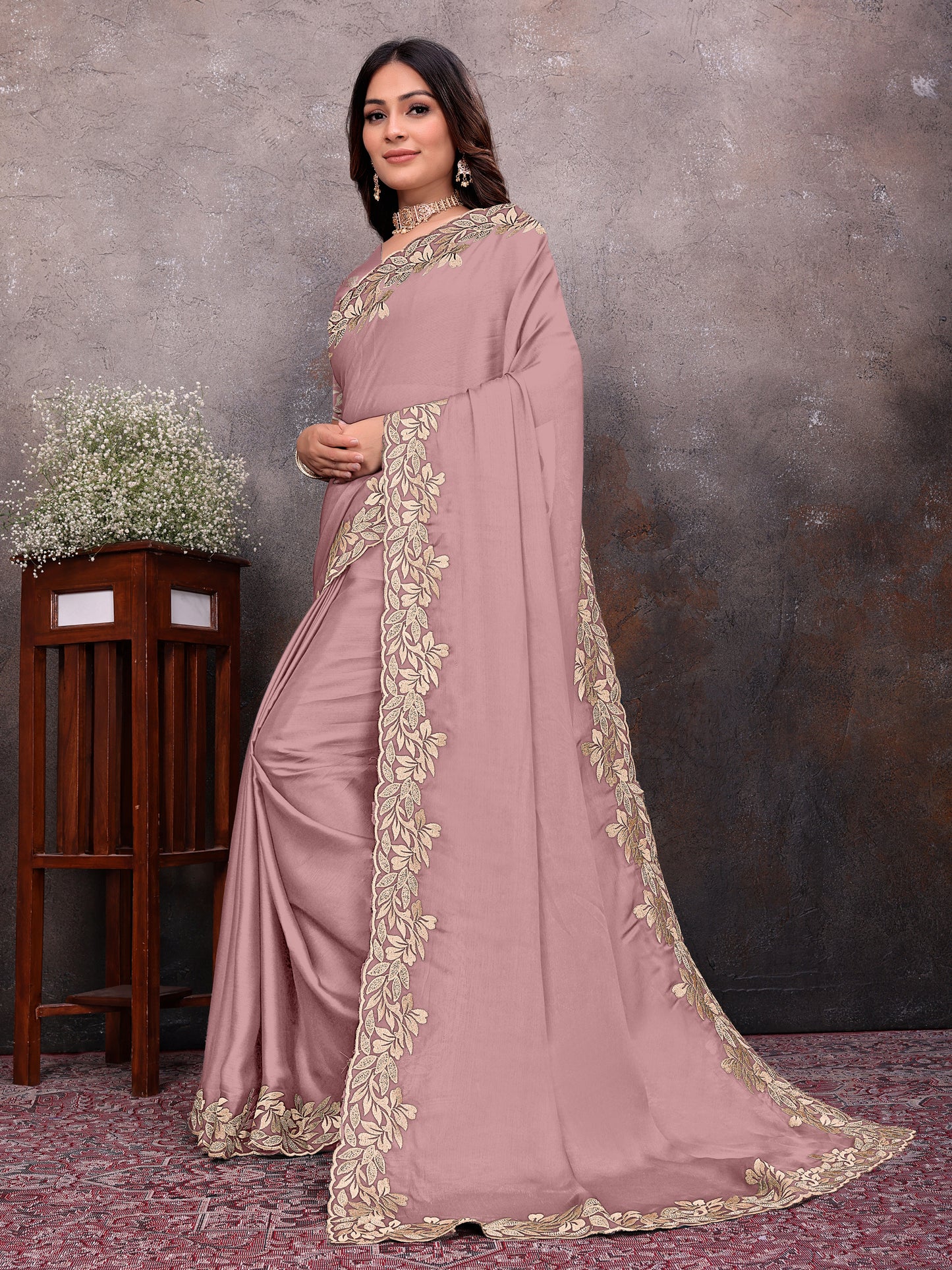 Mauve Gold Leaf Border Saree