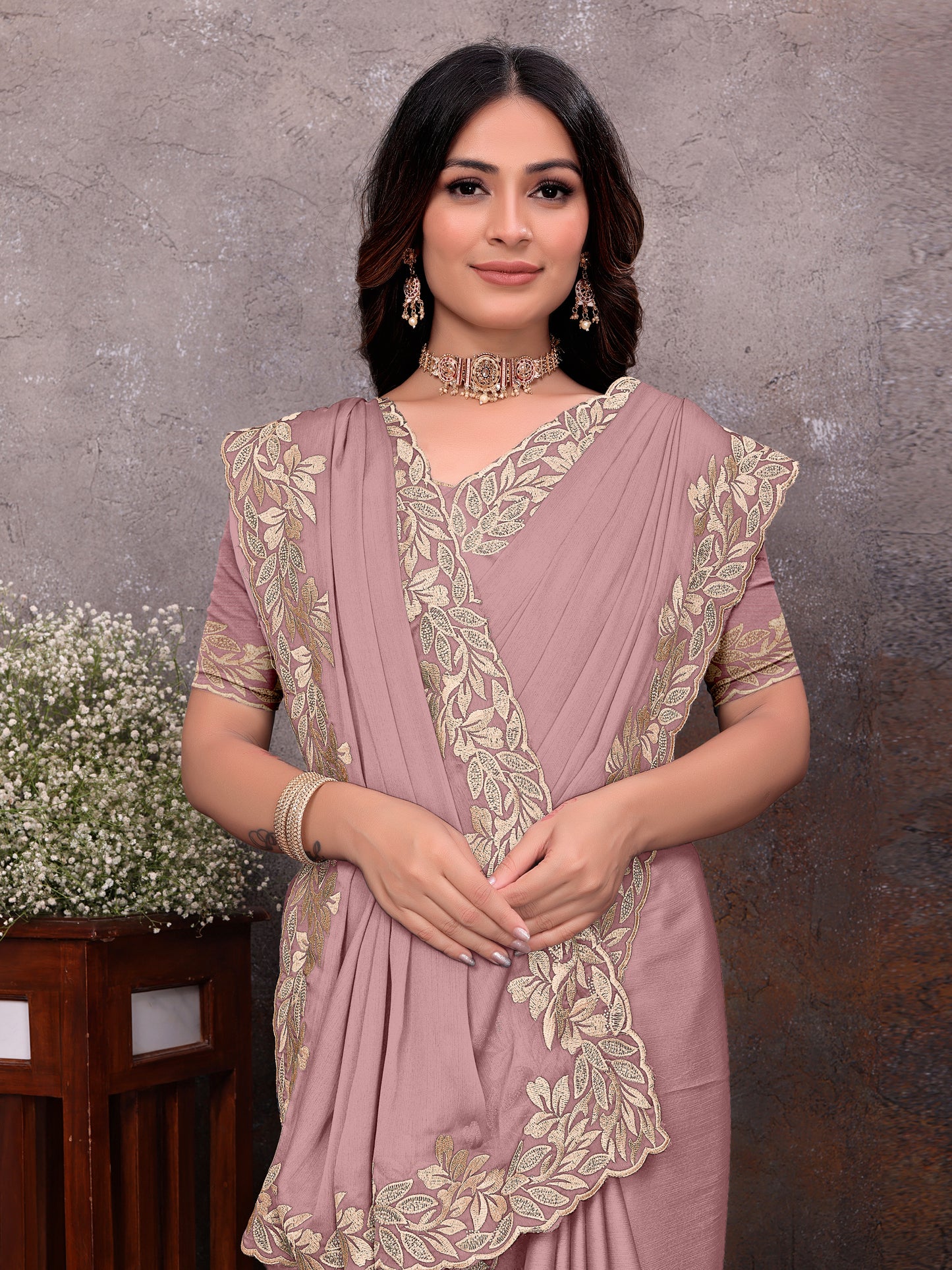 Mauve Gold Leaf Border Saree